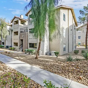 Apartment Close To Strip And Raiders Stadium